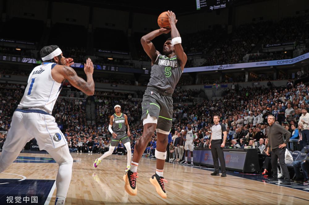 年轻球员的 年轻球员的