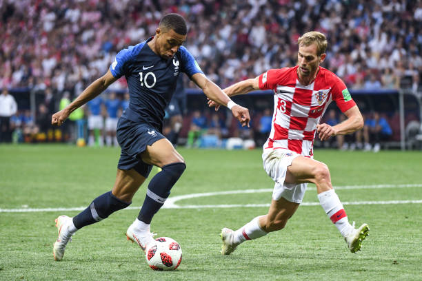 重返主场的 重返主场的